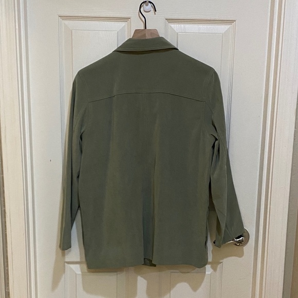 Susan Graver‎ Floral Embroidered Faux Suede Button Front Shirt Jacket Shacket- S - Picture 2 of 8